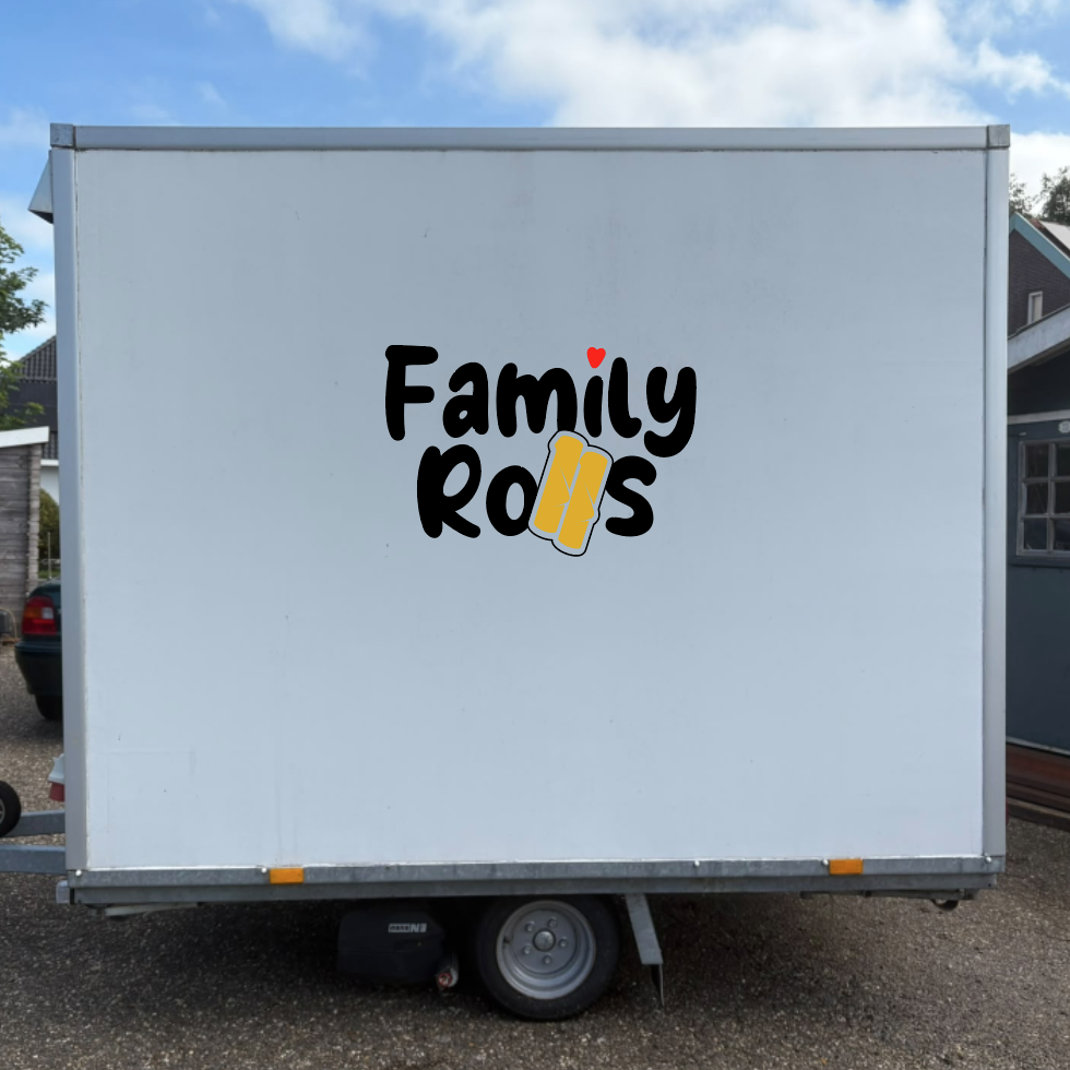 De Family Rolls foodtruck met het logo